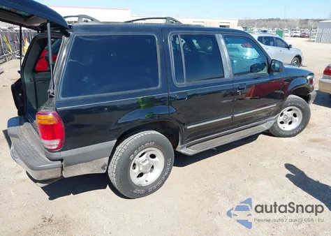 1999 Ford Explorer Eddie Bauer/Limited/Xlt from USA, damaged, VIN 1FMZU34E3XZA00966